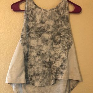 Grey cropped tank top